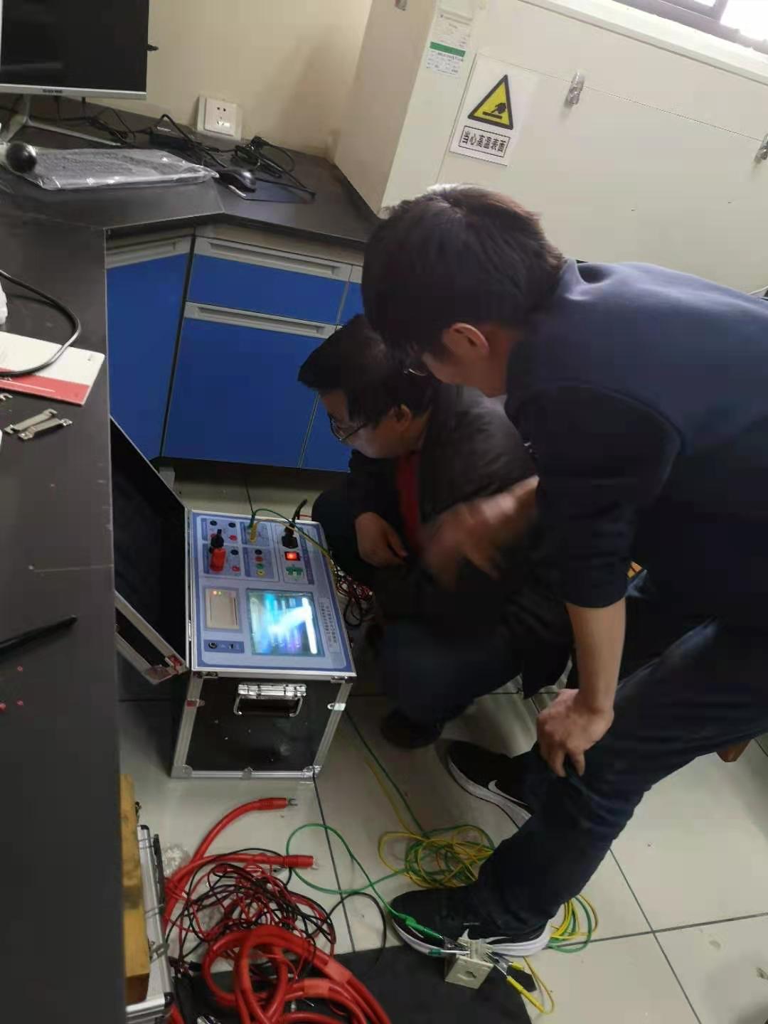 云南省建筑科學研究院投影儀2021042305.jpg